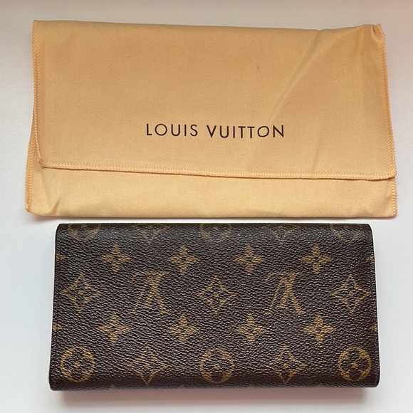 Louis Vuitton wallet - Picture 2 of 12